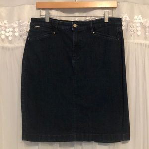🌻🌻 White House Black Market Jean Skirt